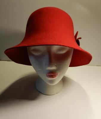 SAN DIEGO HAT CO.RED COLOR 100% WOOL HAT FLOWER DESIGN SZ 
