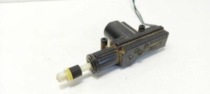 Volkswagen Golf III 1994 Rechts Stellmotor Zentralverriegelung UST43614