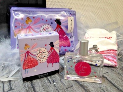 NO SHIPPING TO USA          FRAGONARD WOMENS BOXSET EAU DES FÉES SET 50 ml TOWEL