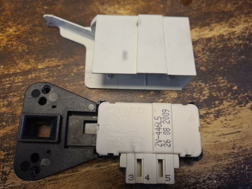 Waschmaschine Samsung - Türschloss Türriegel Metalflex ZV-446 T85 ZV-446L5