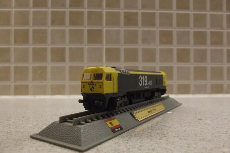 DELPRADO SPANISH RAILWAYS RENFE 3194 LOCOMOTIVE 319.406 IN BLUE 1/160 SCALE. - Image 3 of 4