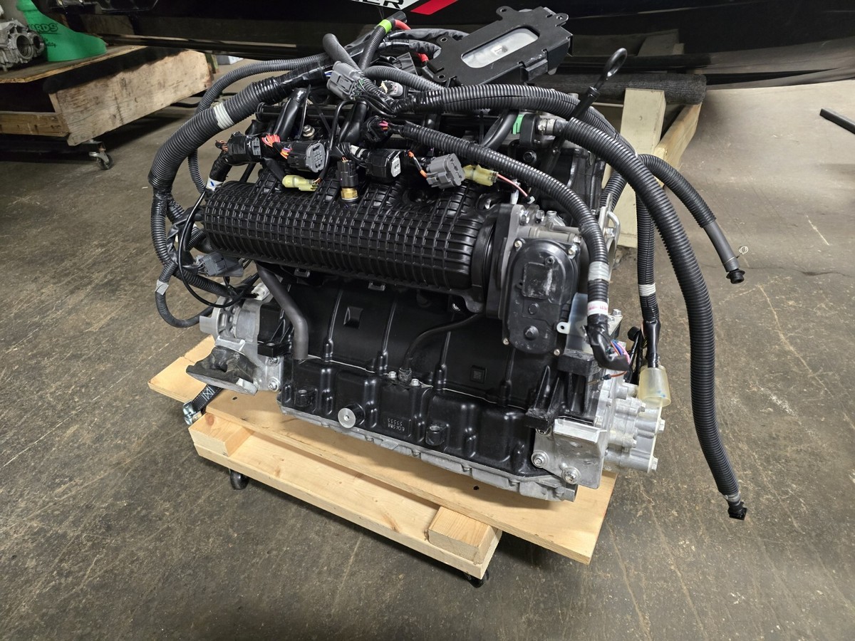 s-l1200.jpg s-l1200.jpg
