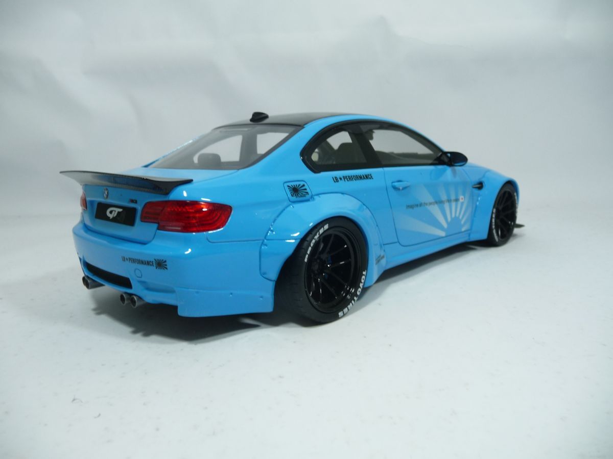 Liberty Walk GT SPIRIT M3ミニカー ライトブルー 1/18 GT Spirit BMW E92 M3 LB Liberty Walk Widebody (Blue