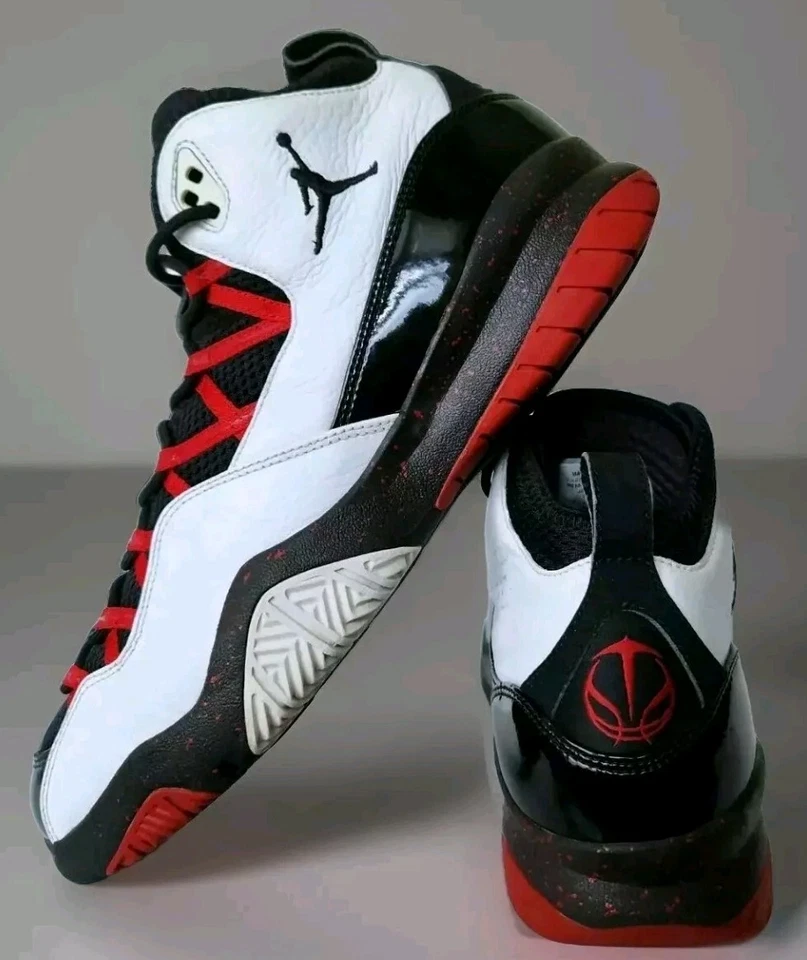 MUESTRA RARA Jordan Driven XT Pre-Juego Charol CRIADO Para Hombres EE. UU. 9 INÉDITO Foto 3 de 4