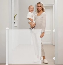 Comomy Retractable Baby Pet Gate 86cm Tall 180cm Wide
