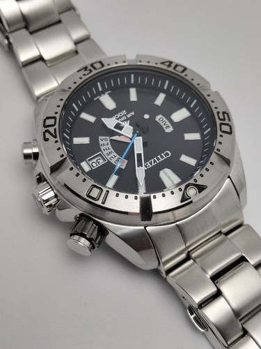 Citizen Promaster H112-T016651 PMD56-3081 Eco Drive Jour Date Solaire Hommes - Photo 9 sur 10