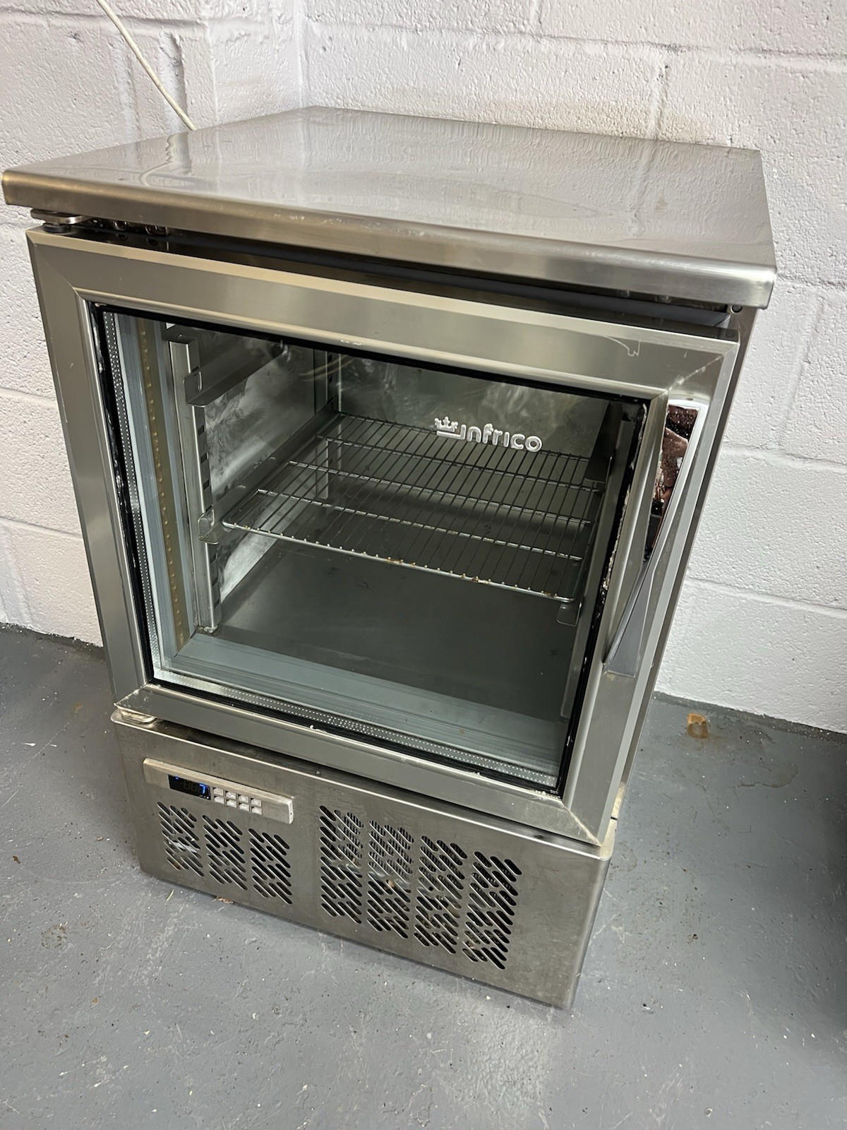 Kitchen/bar Fridge