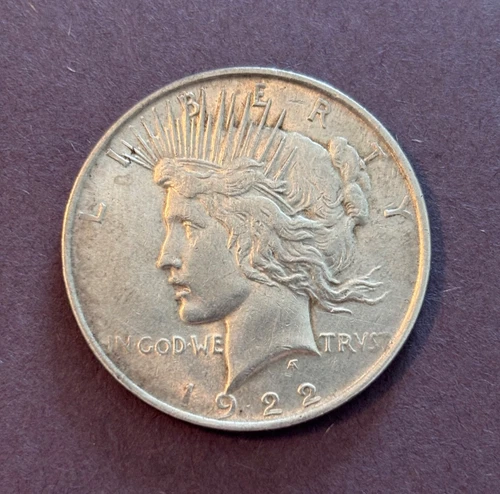 1922 Peace Silver Dollar Uncirculated Great Condition