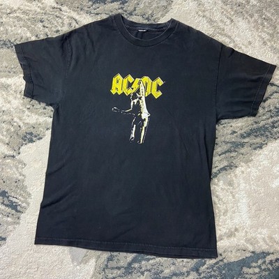 Vintage AC/DC T Shirt Sz L Black Stiff Upper Lip Tour 2004 Graphic Crew Neck