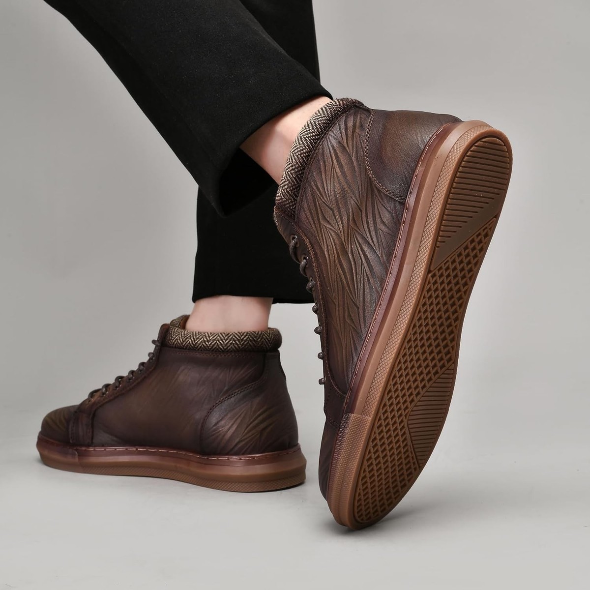 Arkbird Mens Leather Sneaker Fashion Classic Casual Chukka  display picture 2