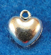 20Pcs. Tibetan Silver Small HEART Charms Earring Drops Jewelry Findings H035A