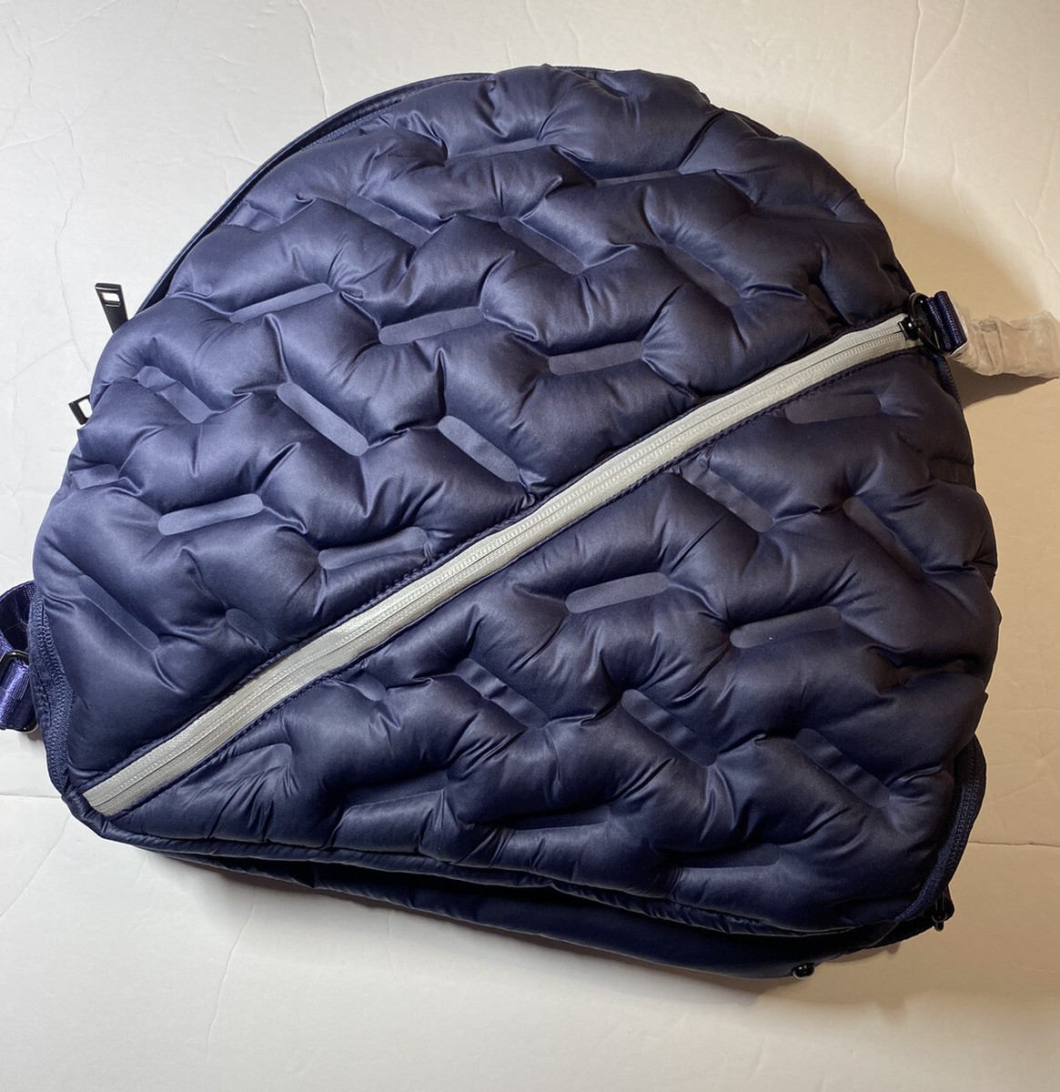 Go Dash Dot Womens Navy Blue Puffy Backpack NWT $155 | eBay display picture 1