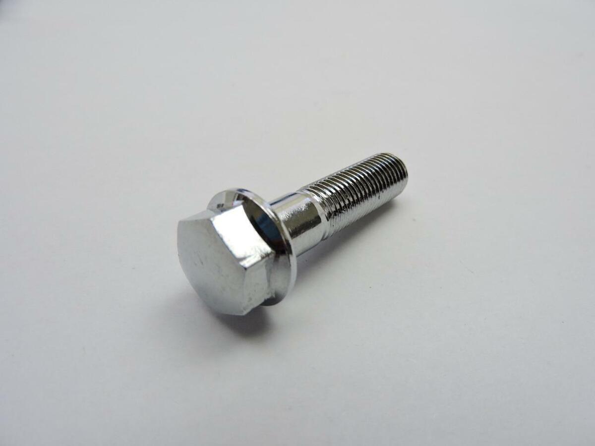 90108-MEG-000 NOS Honda Flange Bolt 10x40 2004-2008 VT750C 90108-MEG-000 NOS Honda Flange Bolt 10x40 2004-2008 VT750C