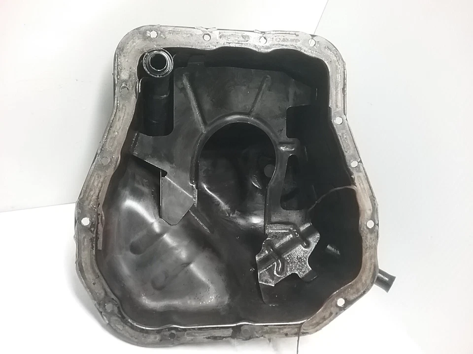 2006-2009 Subaru Legacy Engine Oil Pan (2.5L Automatic 4 Door Sedan) - Image 2 of 4