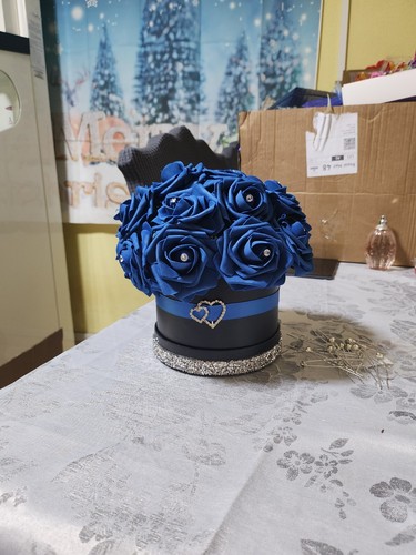 Luxury Artificial Rose Flower Round Hat Box Birthday Anniversary Present gift - Picture 10 of 11