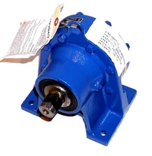 NEW SM-CYCLO CNH-6105Y-11 GEAR REDUCER RATIO 11:1 RPM 1750, CNH6105Y11