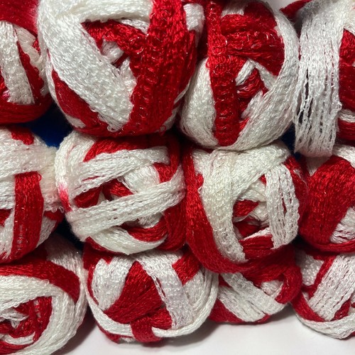 Sashay Yarn Red White Silver 20 Skein Lot Dream Weaver Made USA Christmas - Picture 3 of 11