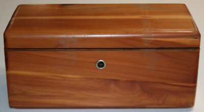 Vtg Mini Lane Cedar Wood Wooden Chest Box No Key-Aliavista, Va No