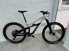 Canyon Spectral 125 AL6 Large Mountain Bike Excellent Condition