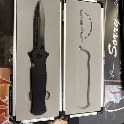 Maxam Military Commemorative Folding Knife W Case Honor Of Those Who Have Served