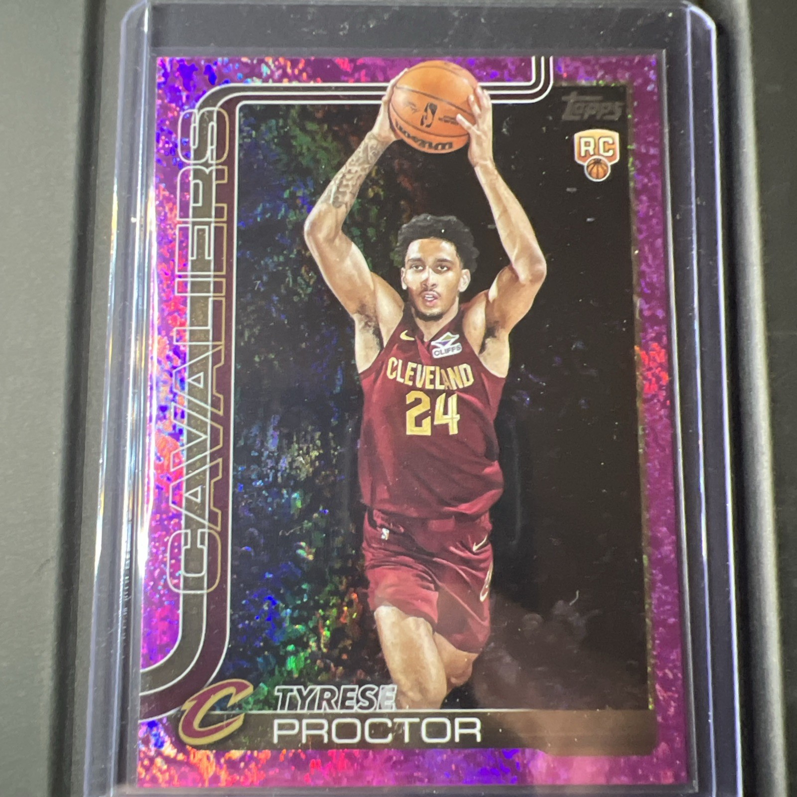 2025-26 Topps #250 TYRESE PROCTOR Pink Holo Foil
