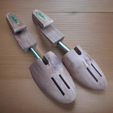 Stratton American Cedar Shoe Trees Medium Size 9-10