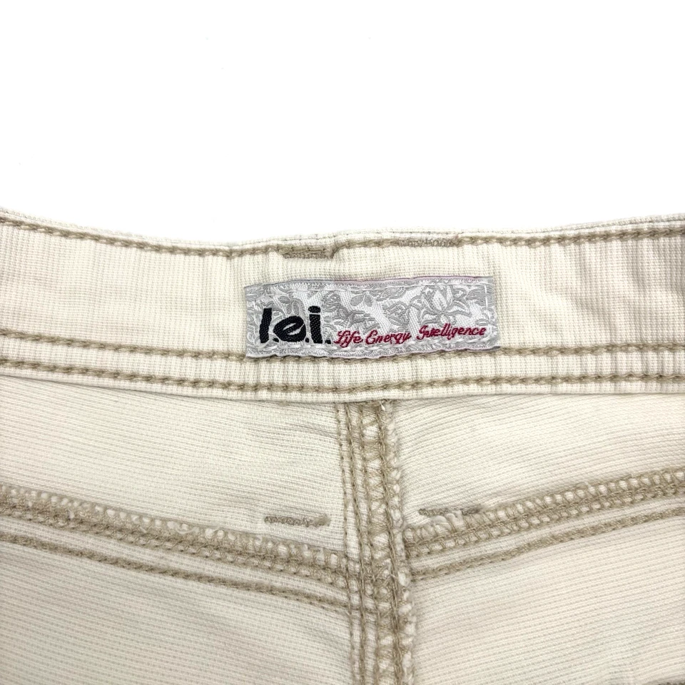 Vintage años 90 l.e.i. Pantalones cortos chinos elásticos de tiro medio denim crema Jr 11 31x3" Foto 2 de 4