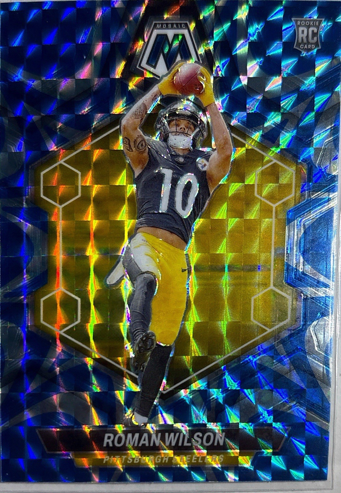 2024 Panini Mosaic - Rookies Roman Wilson #369 Reactive Blue Mosaic Prizm (RC)