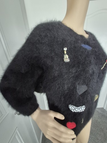 Stunningly Beautiful Ladies Luxurious Angora Jumper With Stylish Shapes. - Picture 3 of 11