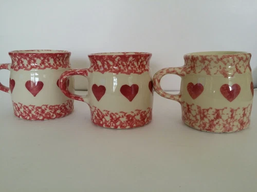 SET of 3- Henn Pottery Country Red Heart Coffee Cups Mugs Roseville Sponge Ware