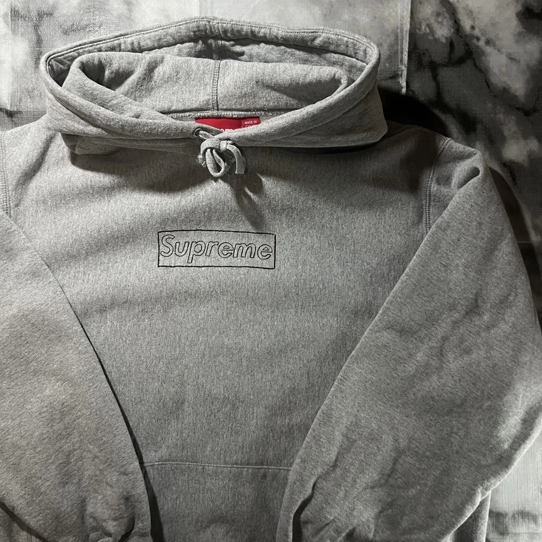 Sweat à capuche Supreme Men L article épuisé vaches collaboration emblématique streetwear rare LTD