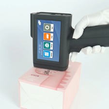 Handheld inkjet printer prints batch number barcode QR code expiration date