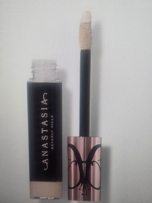 Anastasia Beverly Hills Magic Touch Concealer Shade 6