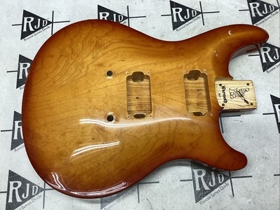 ワーモス Warmoth(body) stratocaster Replacement guitar bodies for the Fender Stratocaster