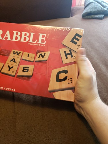 Scrabble Crossword Game Hasbro Gaming Made In USA Brand New Pieces still sealed - Picture 4 of 12