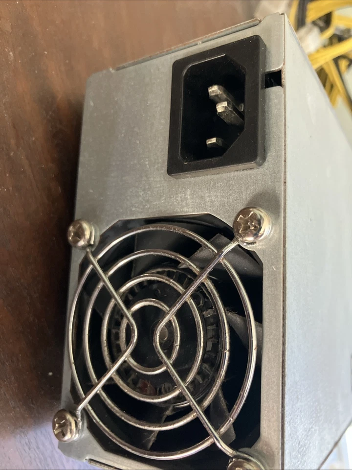 Bitmain APW3-12-1600 1600W Power Supply for Bitcoin Miners - Image 4 of 4