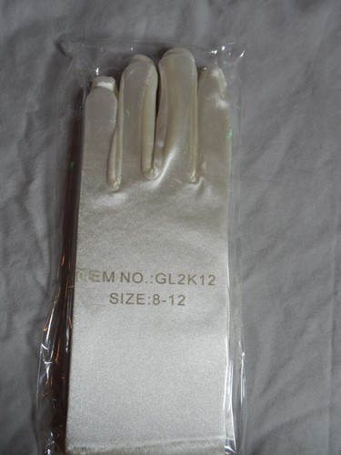 NEW Shiny Stretch Satin Dress Gloves YOUTH GIRLS M WRIST LENGTH PEARL WHITE - Picture 2 of 3
