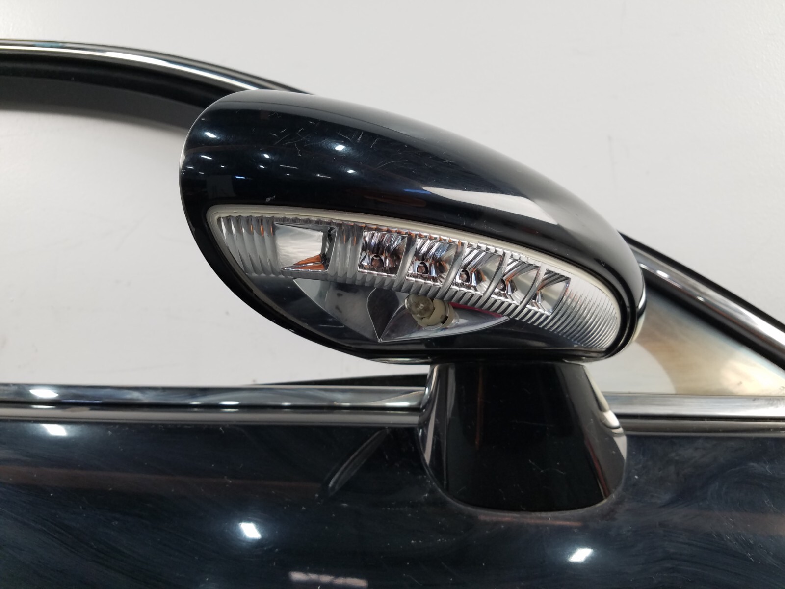 2006 Bentley Continental Flying Spur Right Front Door / Side Mirror #2209 o1
