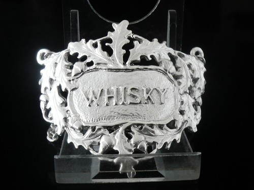 New Cast Scottish Sterling Silver WHISKY Decanter Label (boxed) Dart Silver Ltd - Picture 2 of 8