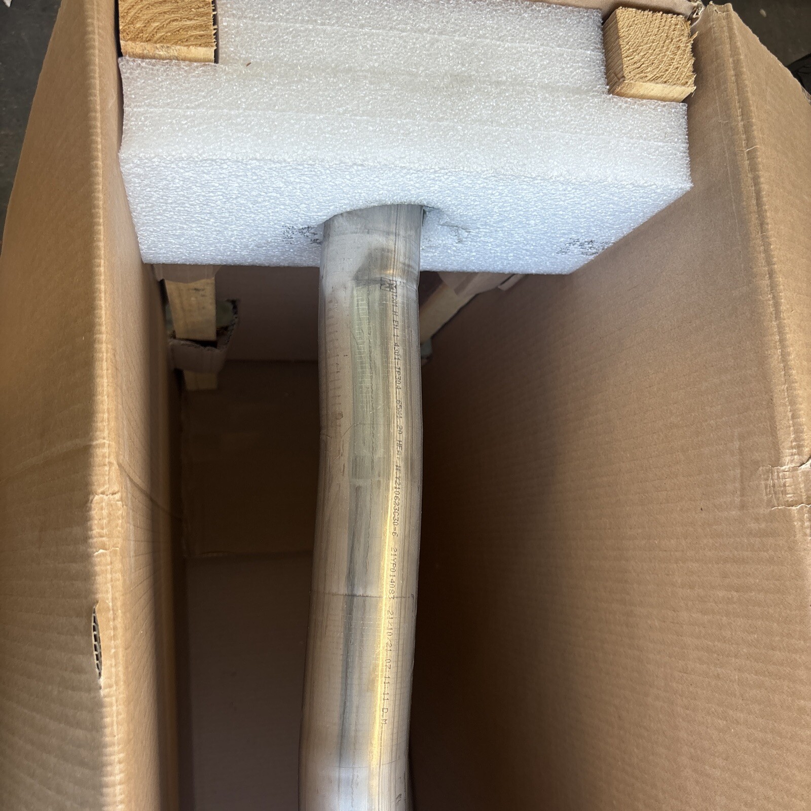 Maserati Ghibli, Left LH SILENCER EXHAUST PIPE Complete 670104138 #2180