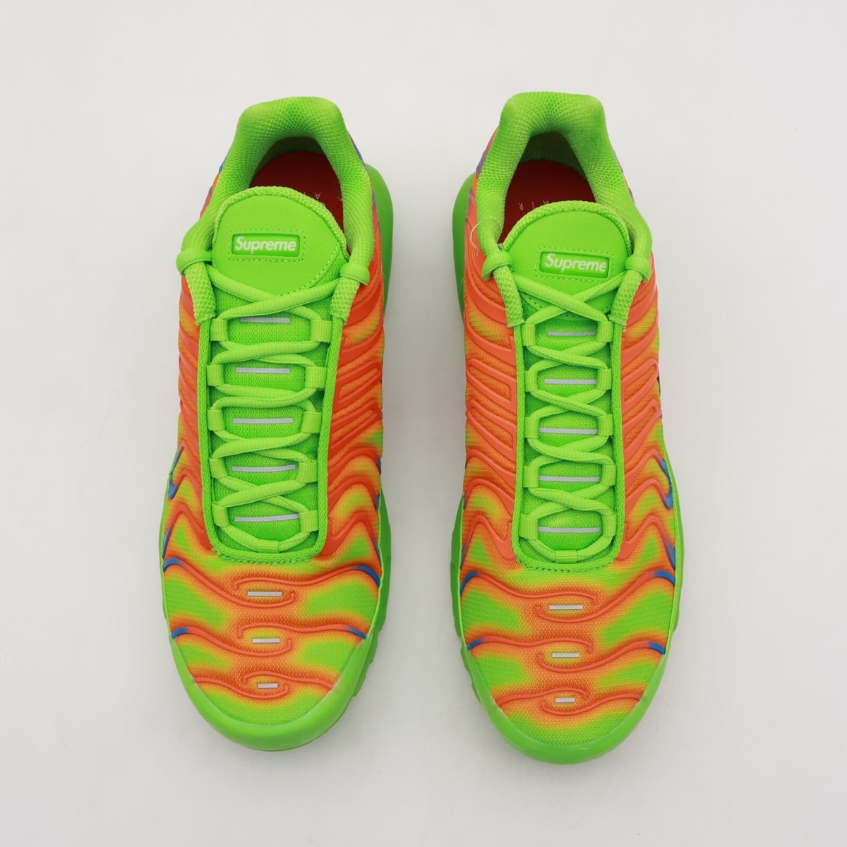 希少モデル　ナイキ　エアマックスプラス　TN DA1472-300 DA1472-300 Nike Air Max Plus TN Supreme Mean Green Black Vivid