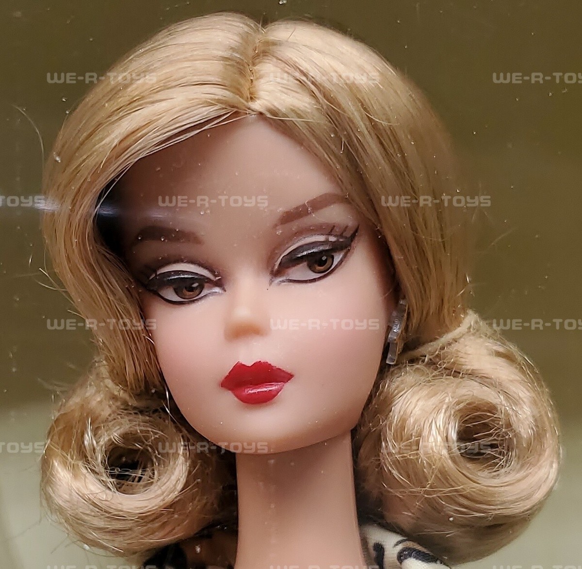 Barbie Charlotte Olympia Collection Gold Label Doll 2015 Barbie Charlotte Olympia Collection Gold Label Doll 2015