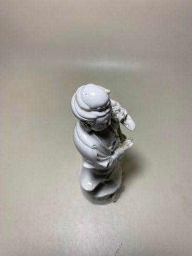 Estatua de colección de porcelana Blanc De Chine Kwan Yin 8,25" flor de loto - Imagen 5 de 12