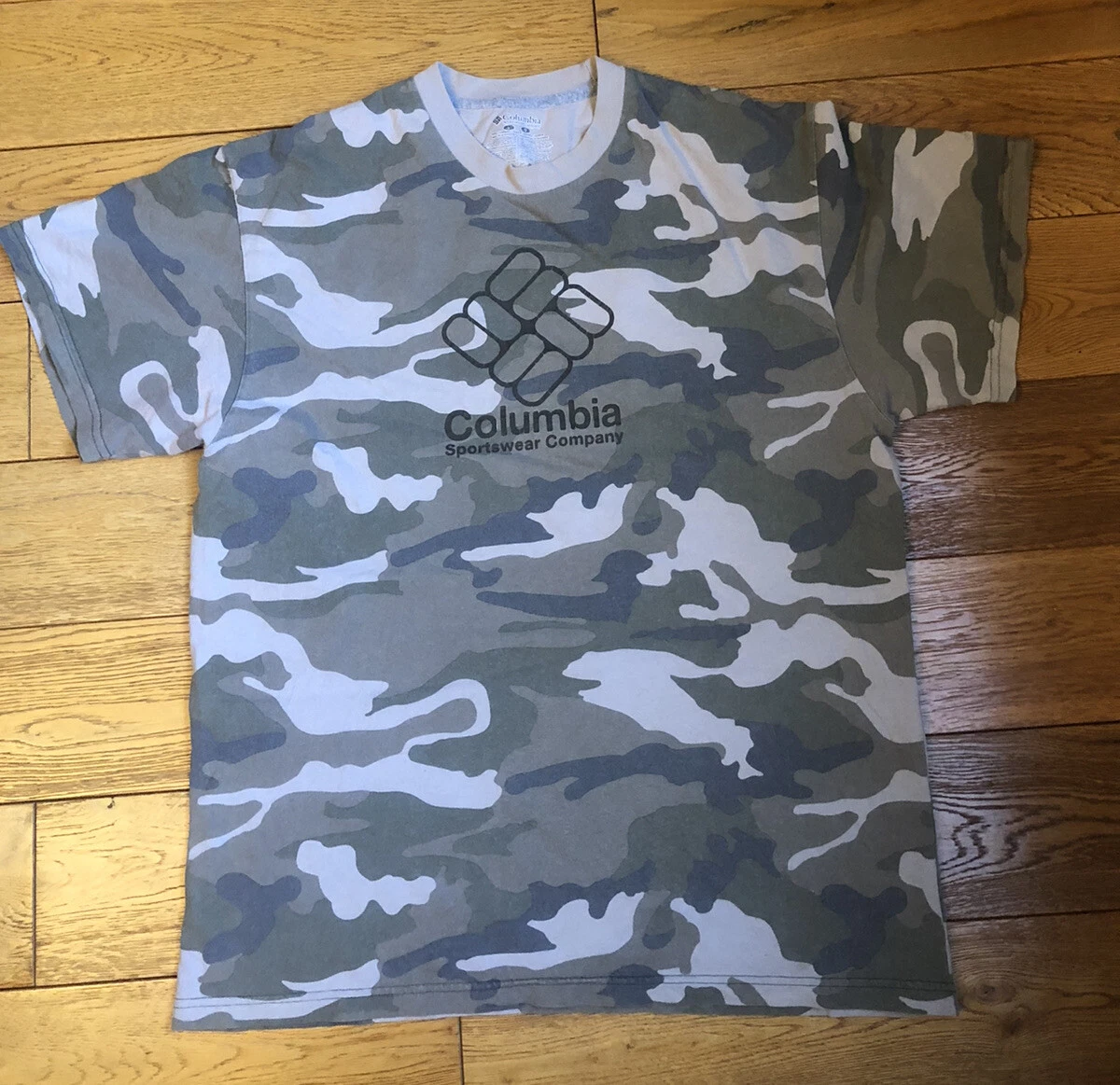 mens vintage Columbia camouflage camo t shirt surf skate l large walk hike camp