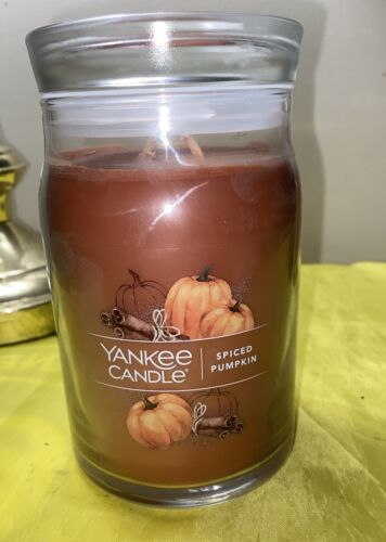 Yankee Candle SPICED PUMPKIN Large Tumbler 22oz 2 Wick - Picture 1 of 4