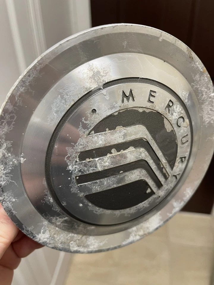 Tapacubos de metal Mercury Grand Marquis 3W33-1a096-AB no se ajusta a TODOS Foto 4 de 4