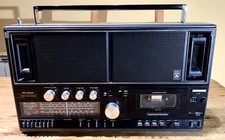 Radio Grundig RR 2000 Stereo Multibanda.