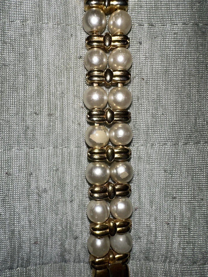 ВИНТАЖНЫЕ женские часы Avon 1990 г. с изящным бантом из жемчуга и золота 22 мм непроверенные - Изображение 2 из 4