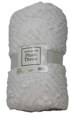 Ulta Plush White Cream Throw Blanket 50'' x 60 '' Brand New in Package Sealed