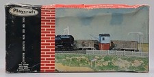 VINTAGE PLAYCRAFT OO RAILWAY KIT B334 COAL STATION WITH CRANE WATER & GAUGE